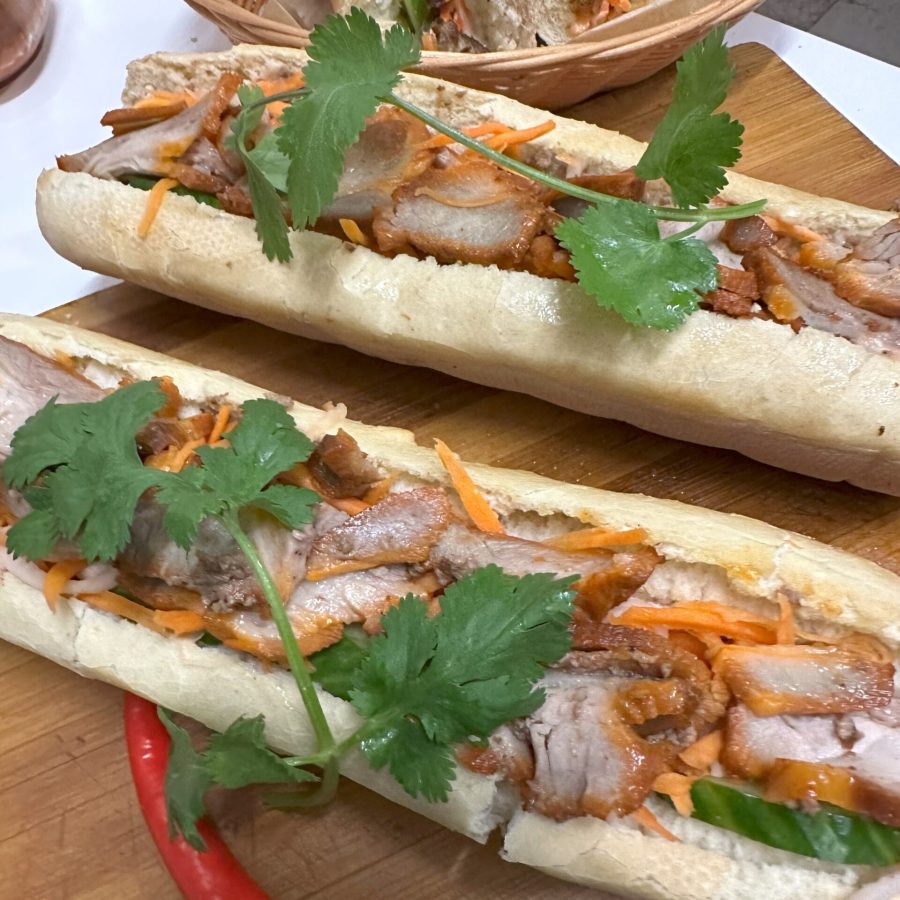 banh mì pate xá xíu kanapki TRADYCYJNE.